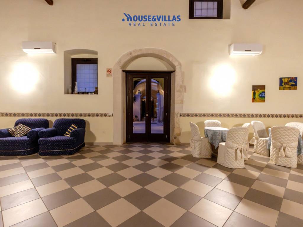 Immobile a Avola in piazza umberto i - Foto 2