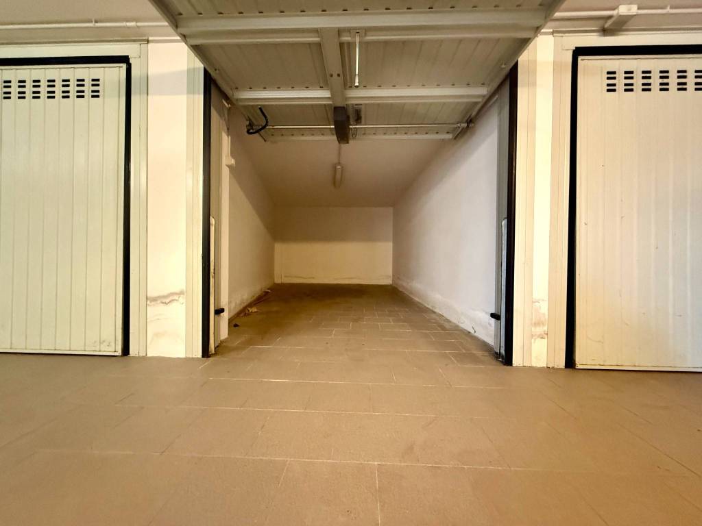 Box / garage a Loreto in Via Giosuè Carducci, 14 - Foto 5