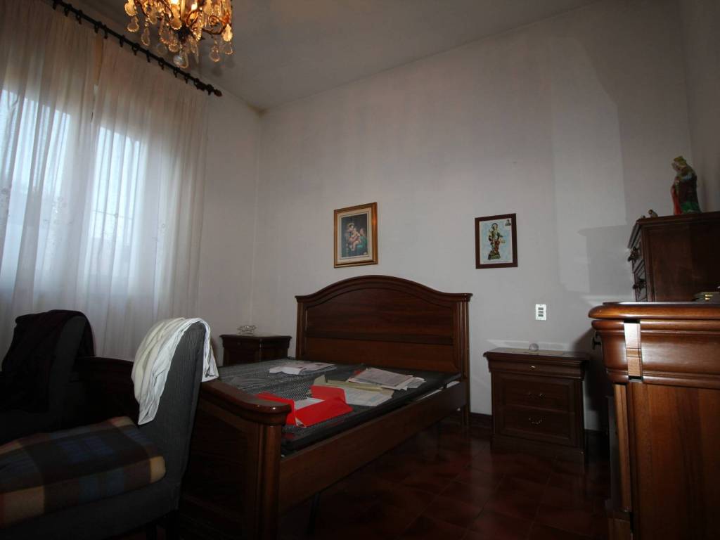 Villa a Gorla minore in Via Aliprandi - Foto 5
