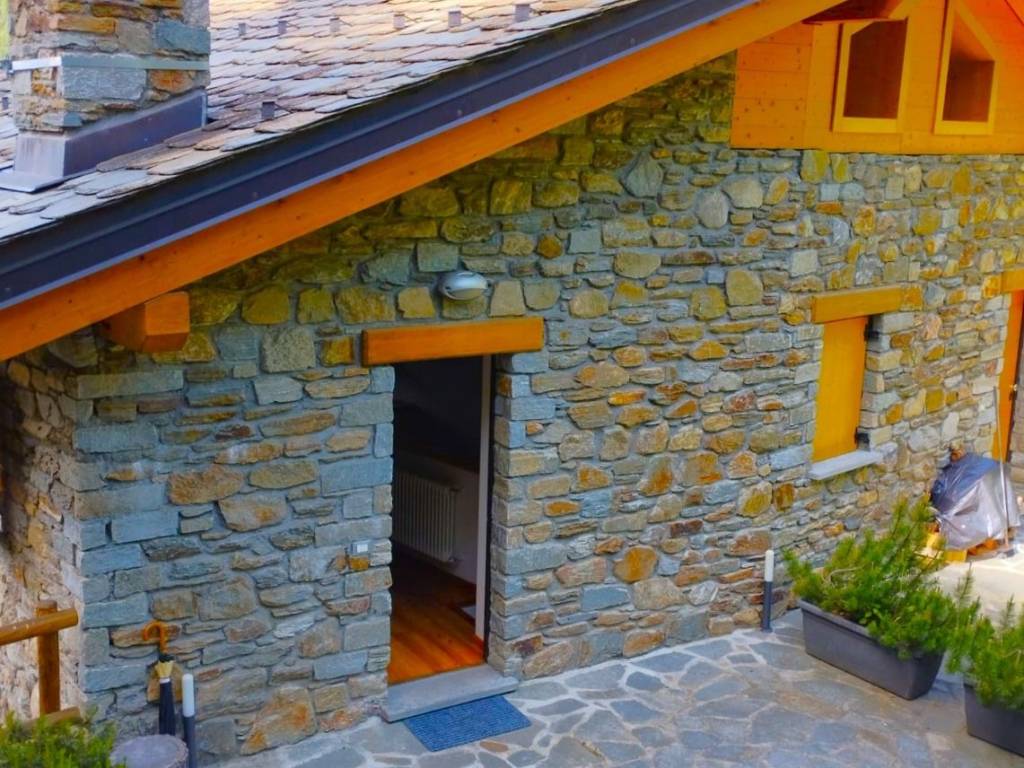 Appartamento a Chiesa in valmalenco in Valascia - Foto 3