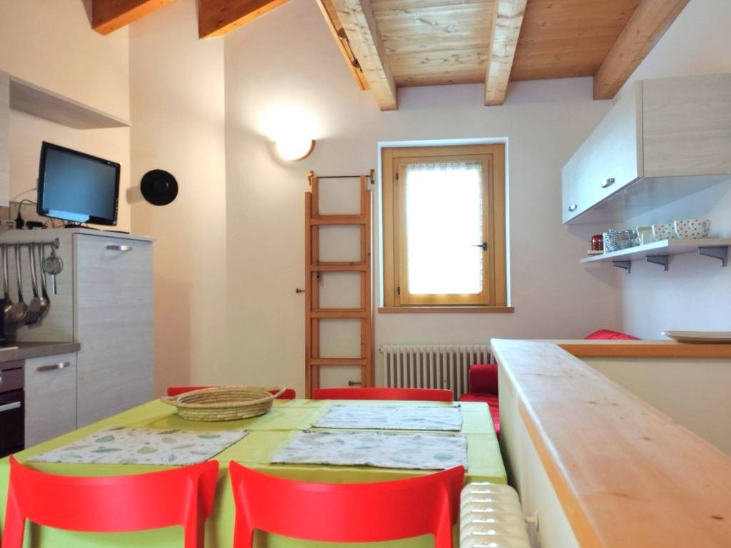 Appartamento a Chiesa in valmalenco in Valascia - Foto 4