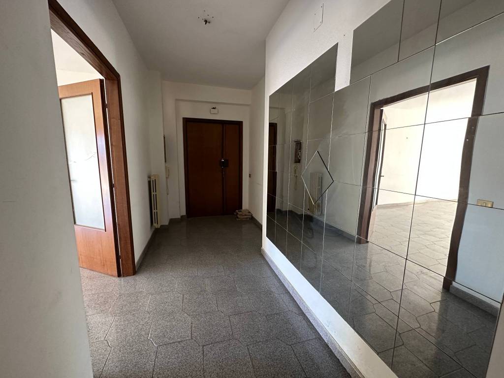 Appartamento a Mendicino in Via Coriolano Martirano - Foto 3