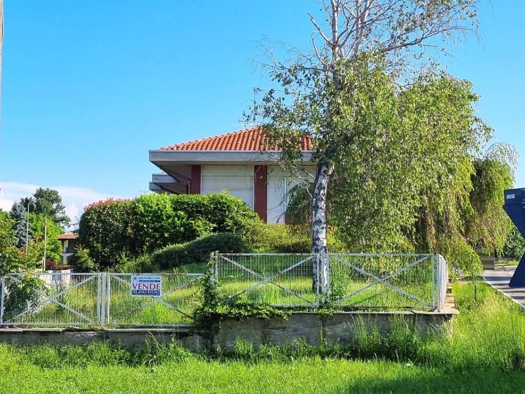 Villa a Rovasenda in Via Torino, 2 - Foto 3