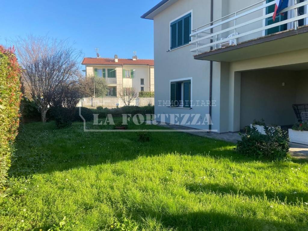 Villa a San giuliano terme in Via Luigi Boccherini, - Foto 2
