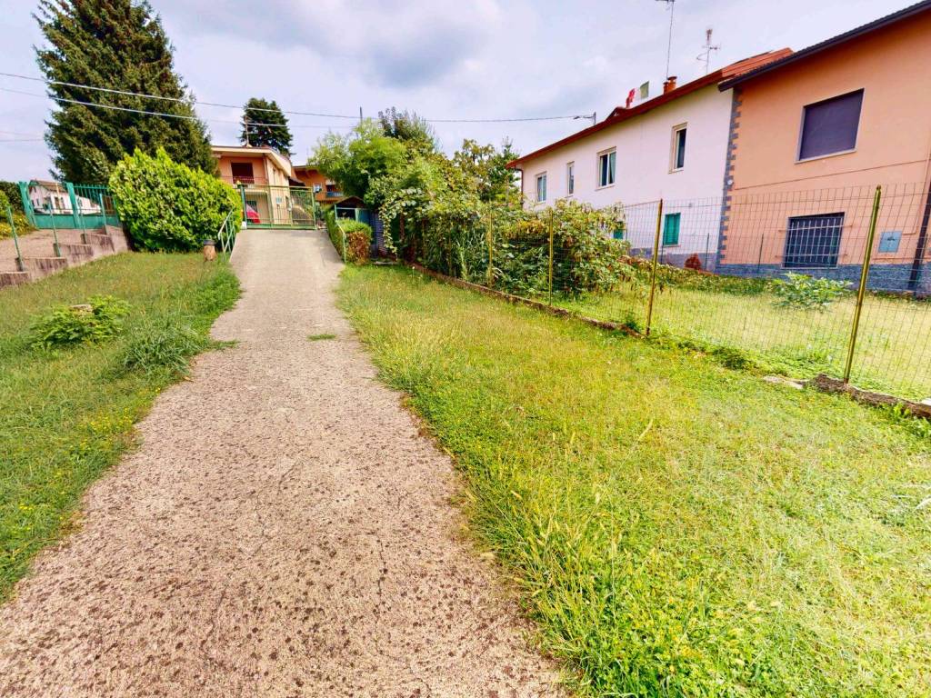 Villa a Tradate in Via Col di Lana - Foto 3