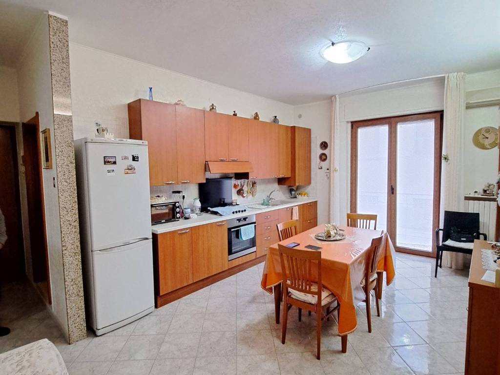 Appartamento a Manfredonia in Via Generale Alfonso La Marmora, 32 - Foto 4