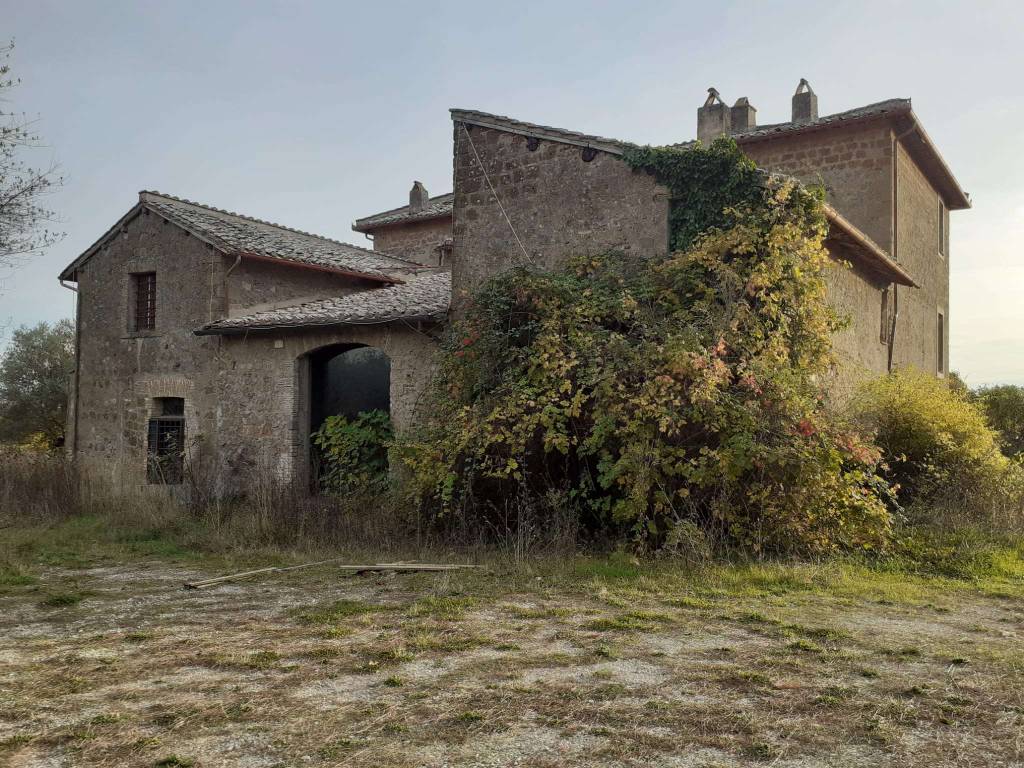 Rustico / casale a Capranica in Pian dei Casali - Foto 2