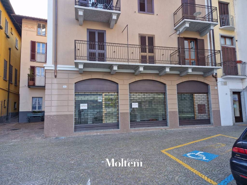 Immobile a Gravedona ed uniti in Piazza Camillo Benso di Cavour - Foto 2