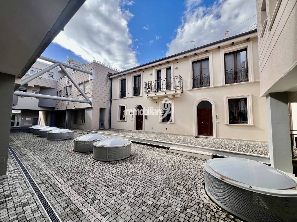 Appartamento a L'aquila in Via San Francesco di Paola - Foto 2