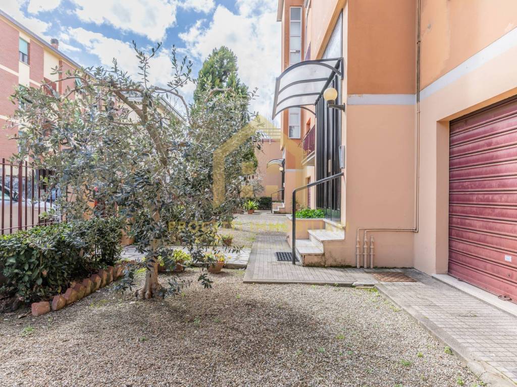 Appartamento a Pontedera in Via Armando Diaz, 132 - Foto 2