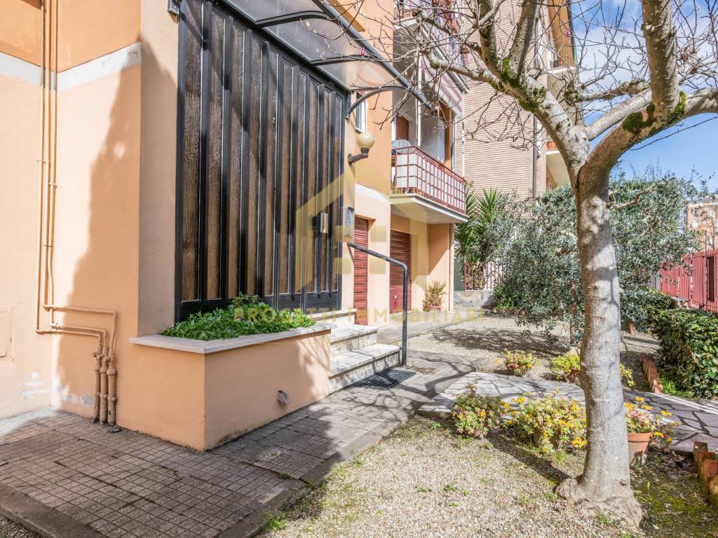 Appartamento a Pontedera in Via Armando Diaz, 132 - Foto 3