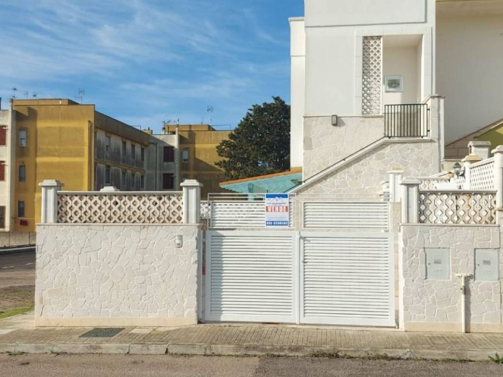 Casa indipendente a Melendugno in Via Leonardo Sciascia - Foto 3