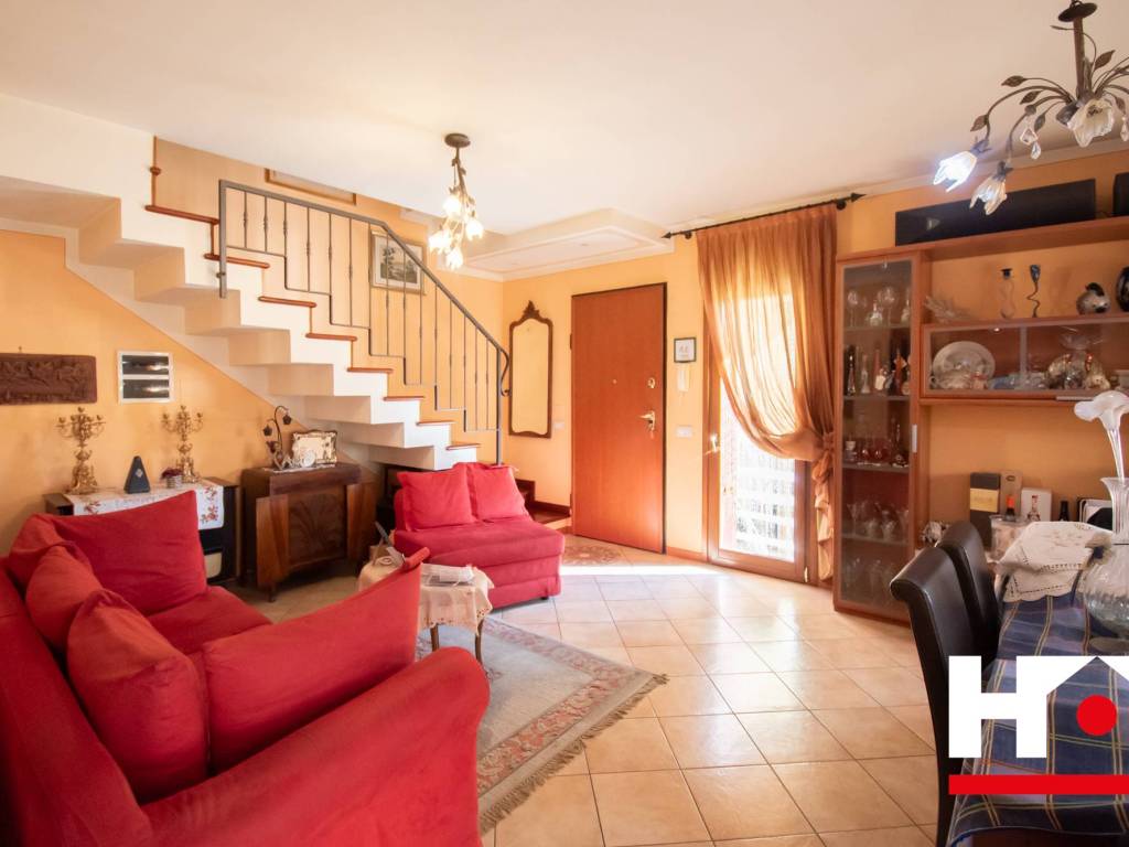 Casa indipendente a Pontoglio in Via Monte Gavia, 23 - Foto 3