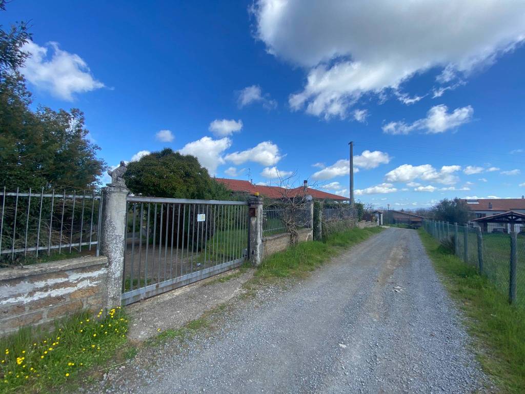 Villa a Montefiascone in Via Giovanni Falcone - Foto 2