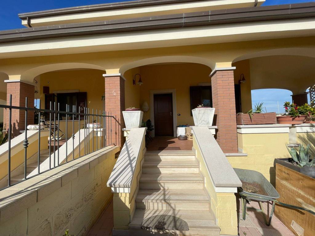 Villa a Trani in Via Monte d'Alba - Foto 3