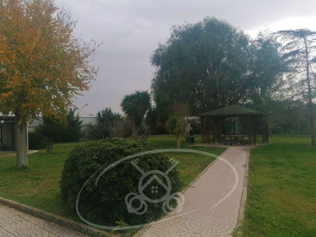 Villa a Foggia in Viale degli Aviatori - Foto 3