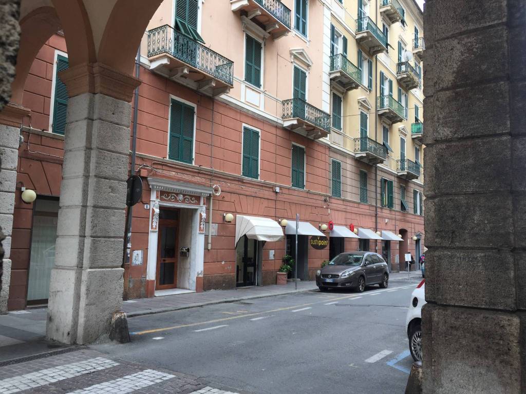Appartamento a Savona in Via Bartolomeo Guidobono - Foto 3