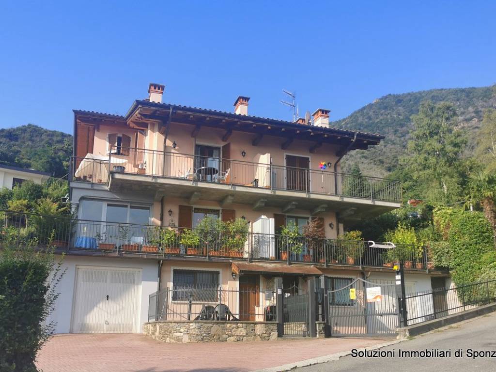 Appartamento a Baveno in Via Privata Tranquilla, 7 - Foto 2