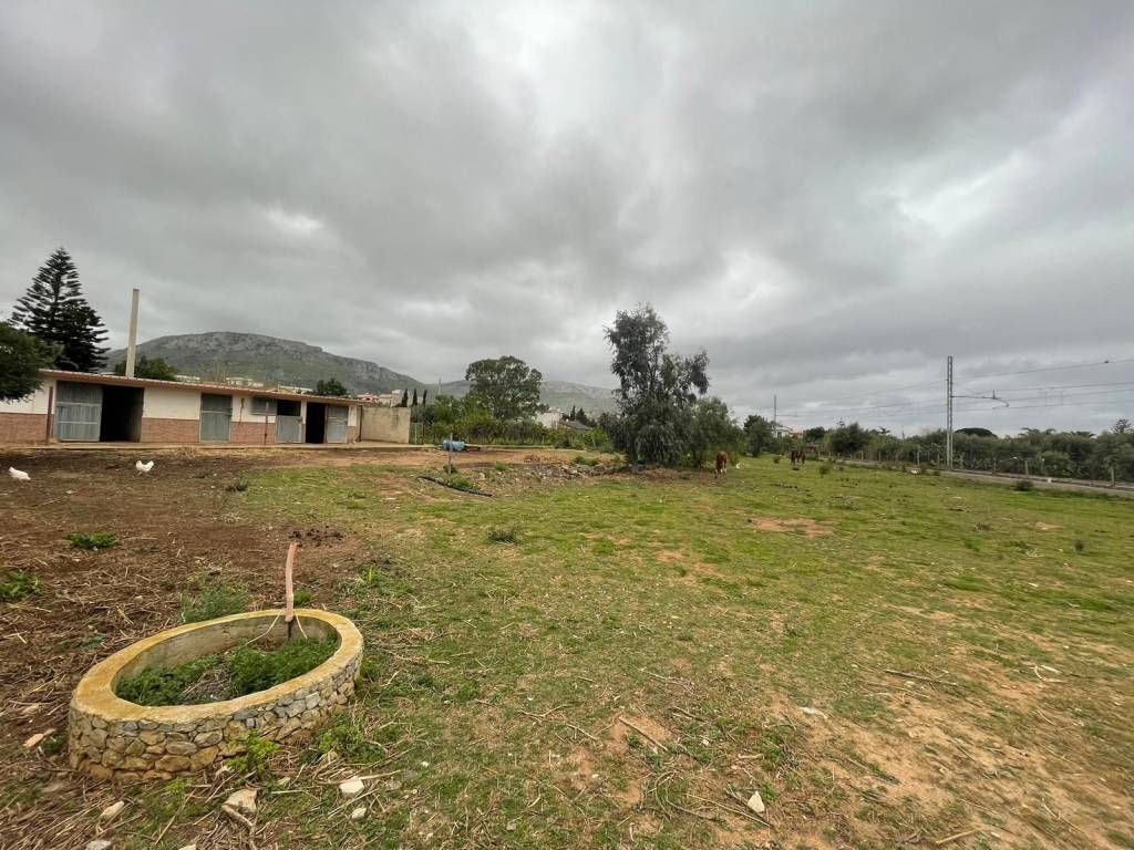 Terreno a Cinisi in Via Generale Carlo Alberto Dalla Chiesa - Foto 4
