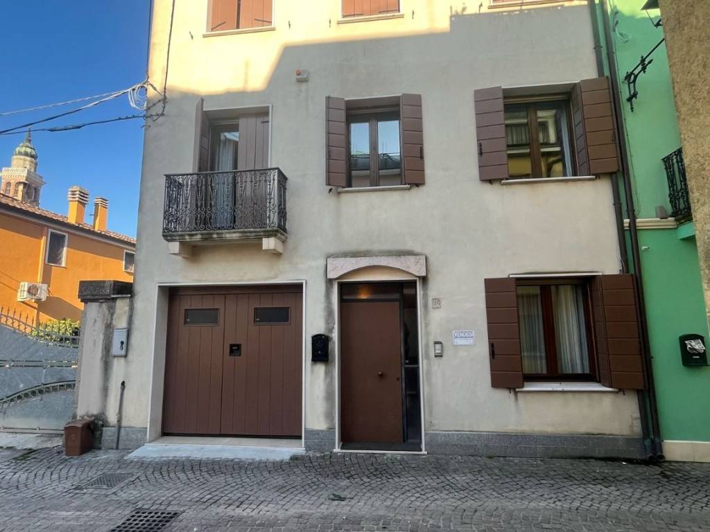 Villa a Adria in Via Riccardo Malfatti - Foto 2