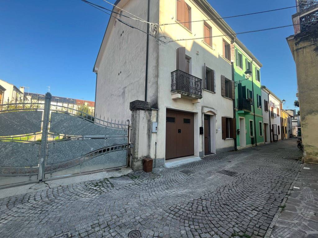 Villa a Adria in Via Riccardo Malfatti - Foto 4