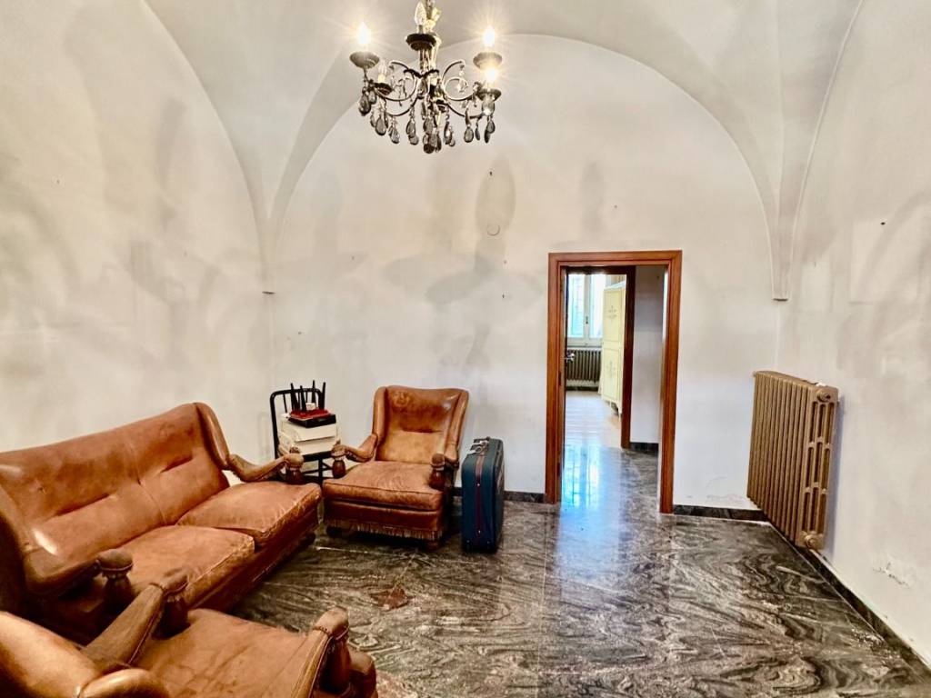 Appartamento a Cisternino in Via Roma, 31 - Foto 2