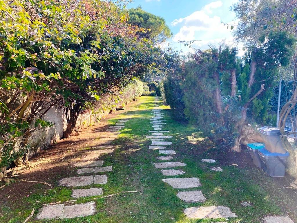Villa a Bari in Corso Alcide De Gasperi - Foto 3