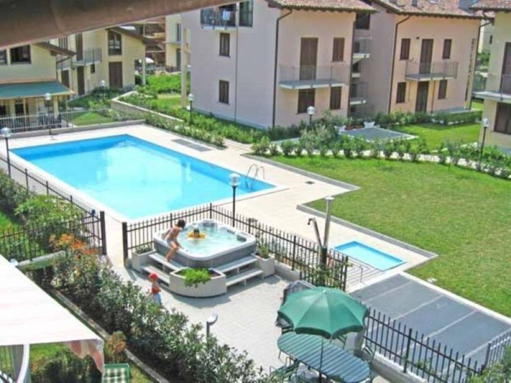 Appartamento a Domaso in Via Case Sparse s.n.c - Foto 3