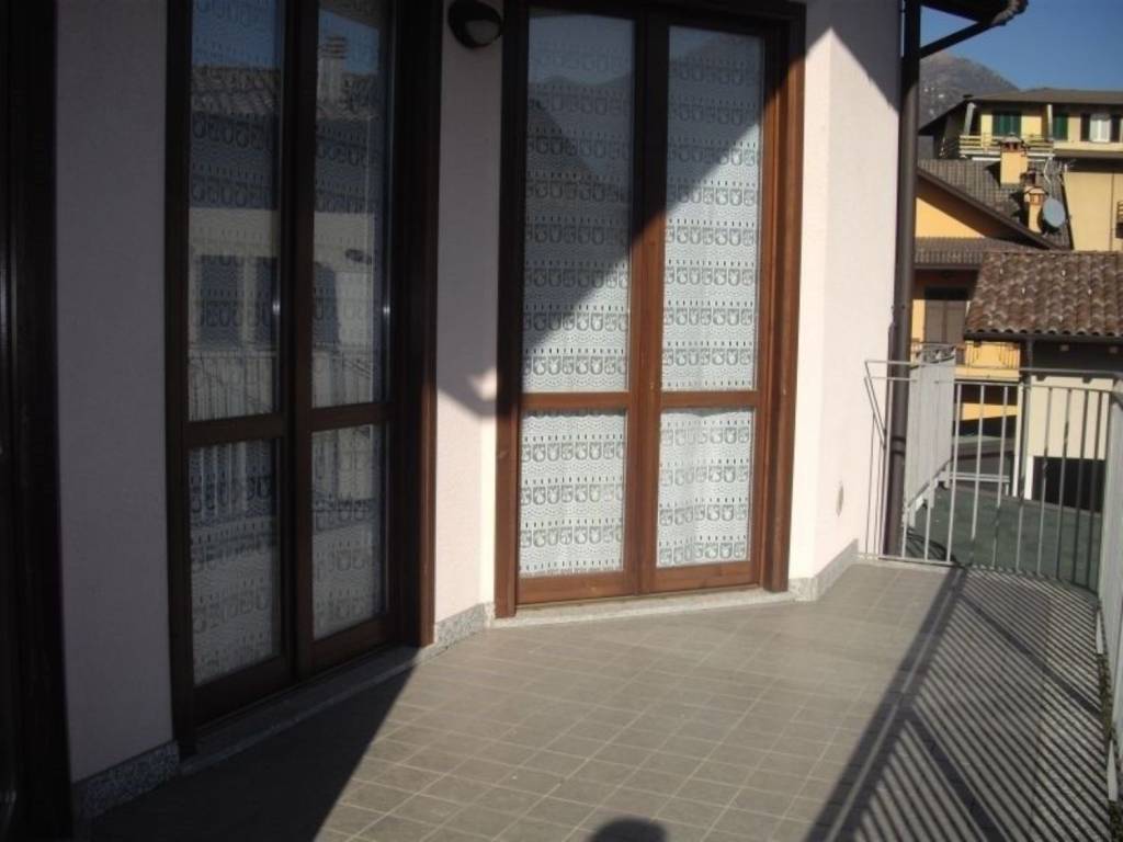 Appartamento a Domaso in Via Case Sparse s.n.c - Foto 4