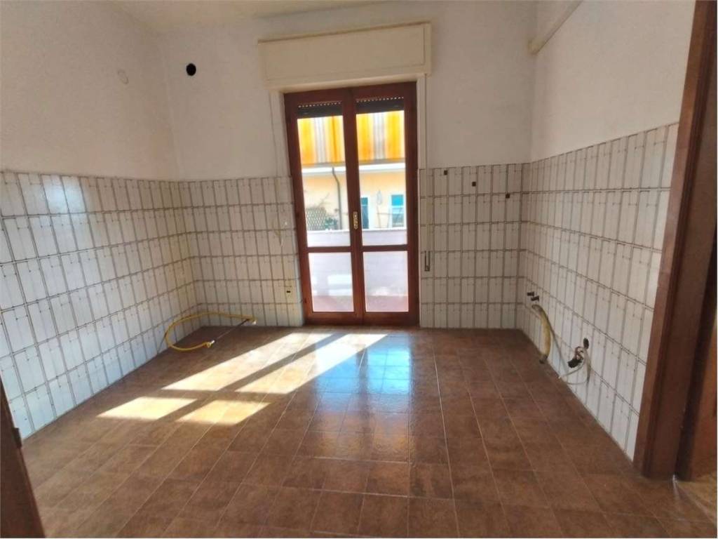 Appartamento a Luni in via larga - Foto 3