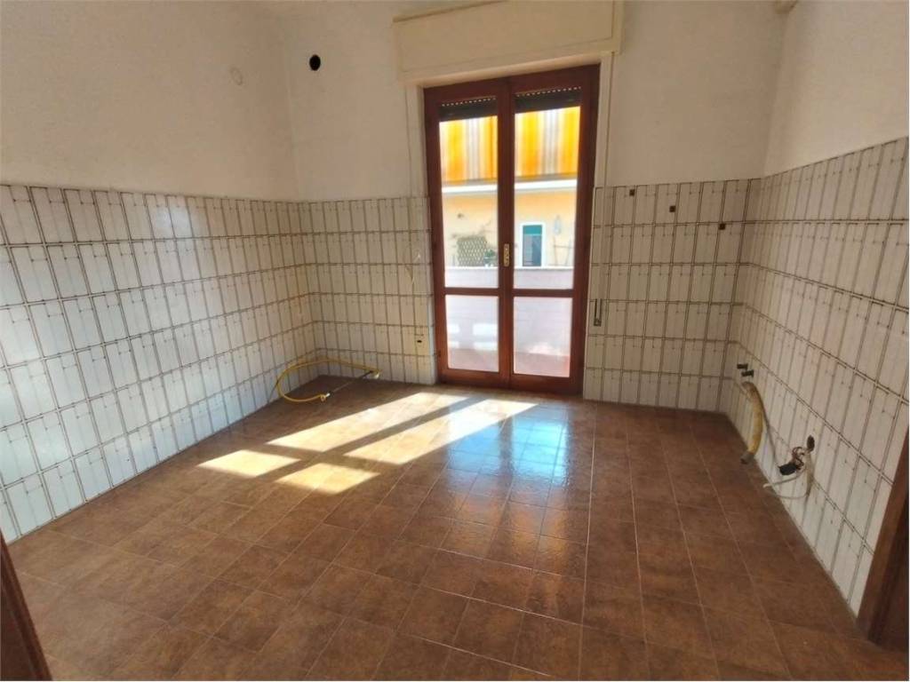 Appartamento a Luni in via larga - Foto 4