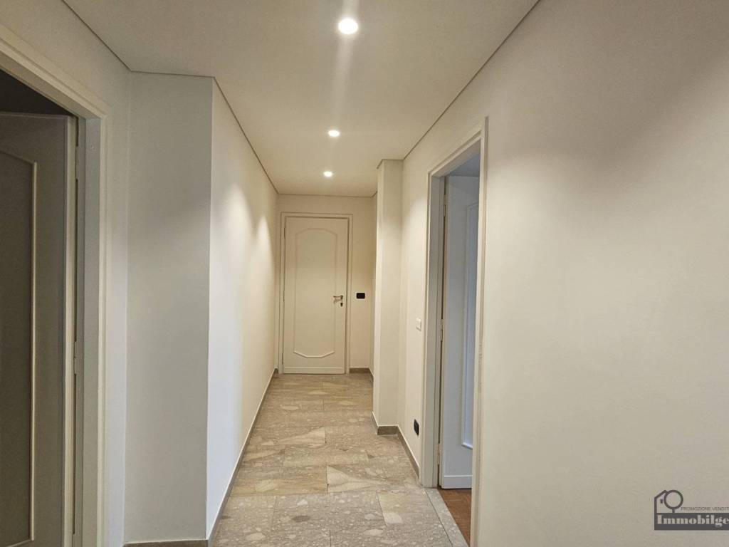 Appartamento a Parma in Via Carlo Innocenzo Frugoni, 15 - Foto 4