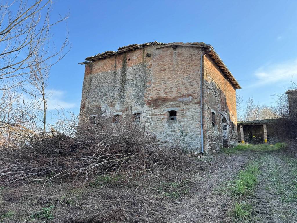 Rustico / casale a Castelvetro di modena in Via Sinistra Guerro - Foto 2