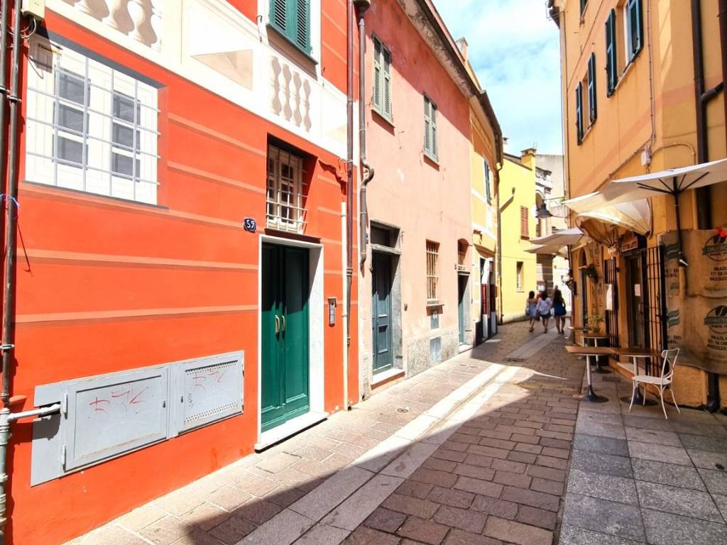 Appartamento a Spotorno in Via Giuseppe Garibaldi - Foto 3