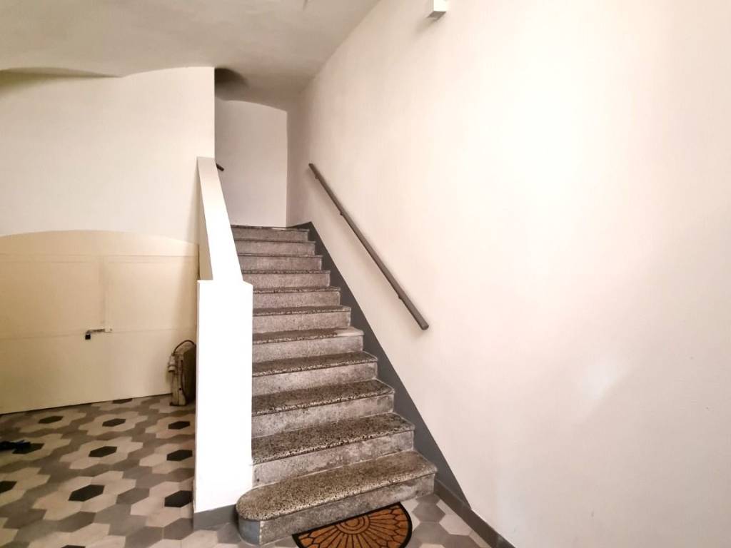 Appartamento a Spotorno in Via Giuseppe Garibaldi - Foto 5
