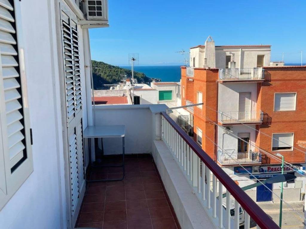 Appartamento a Peschici in Via Alessandro Manzoni, 4 - Foto 2