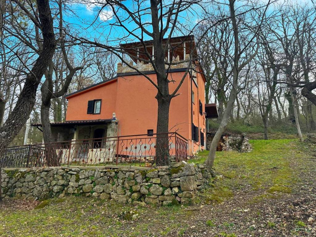 Rustico / casale a San valentino in abruzzo citeriore in Contrada San Giovanni, 67 - Foto 2