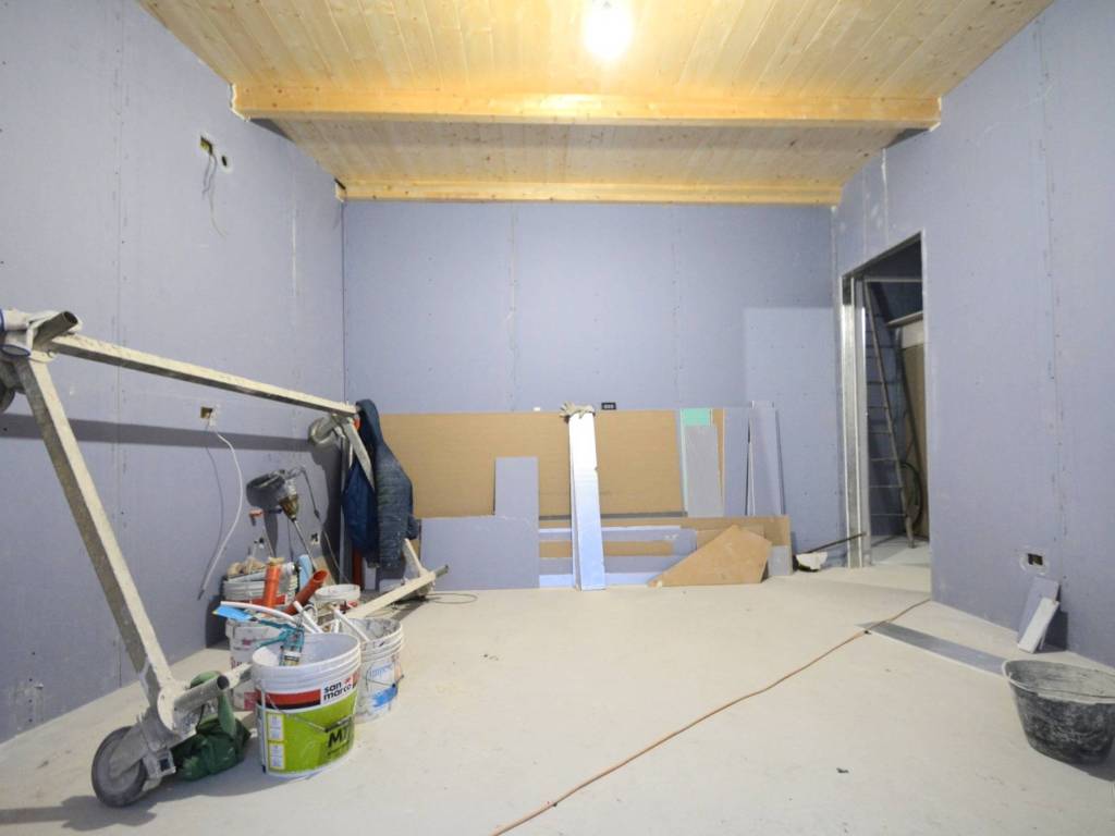 Casa indipendente a Gioia del colle in Via Canova Antonio - Foto 2