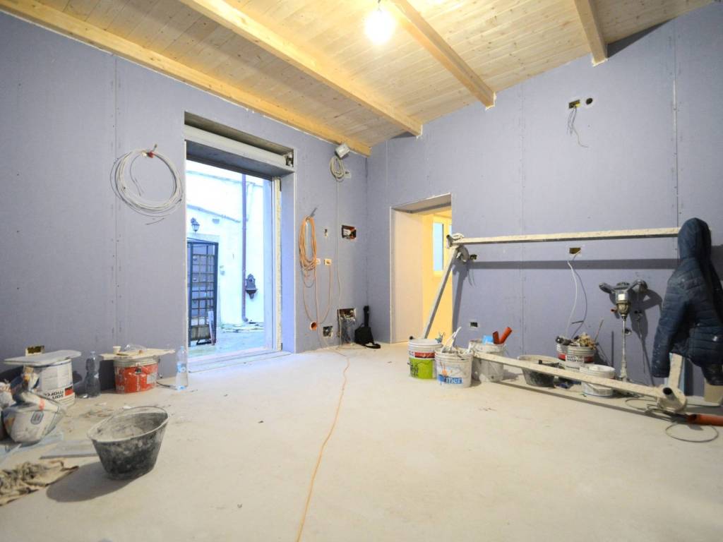 Casa indipendente a Gioia del colle in Via Canova Antonio - Foto 3