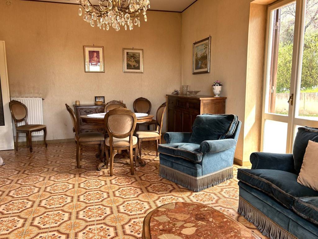 Appartamento a Fara in sabina in Via Farense - Foto 3