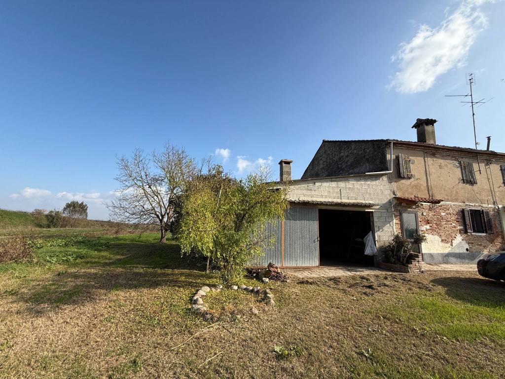 Rustico / casale a Argenta in Via Gresolo, 28 - Foto 3