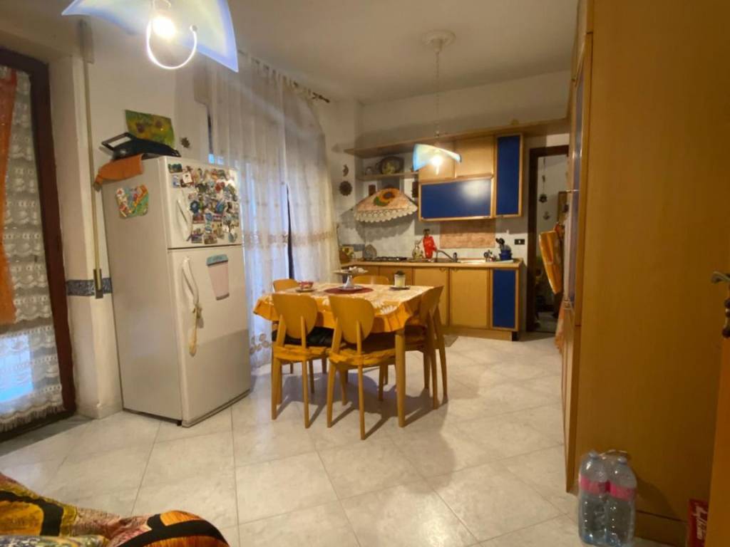 Appartamento a Castel volturno in Viale delle Mimose - Foto 3