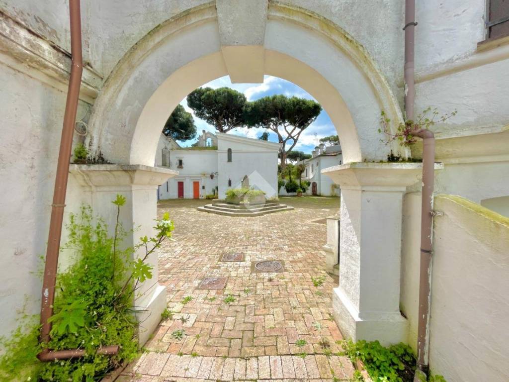 Appartamento a Terracina in Viale Anticlea, 16 - Foto 2