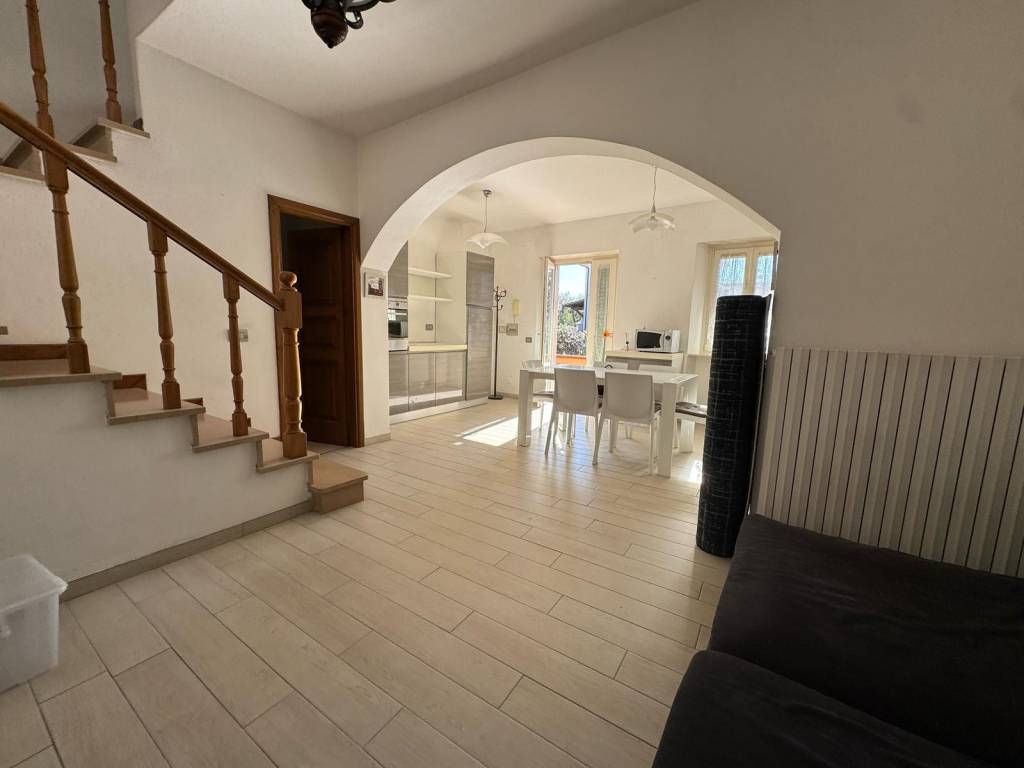 Casa indipendente a Pietrasanta in Via Riccardo Zandonai - Foto 4