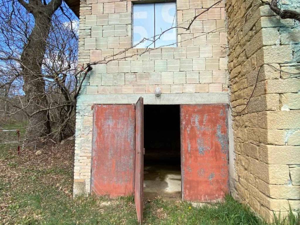 Rustico / casale a Castelnovo ne' monti in Via Fola - Foto 3