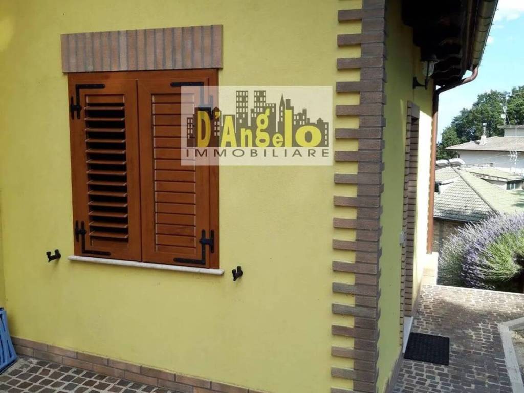 Casa indipendente a Rotella in Via Castello, 10 - Foto 2