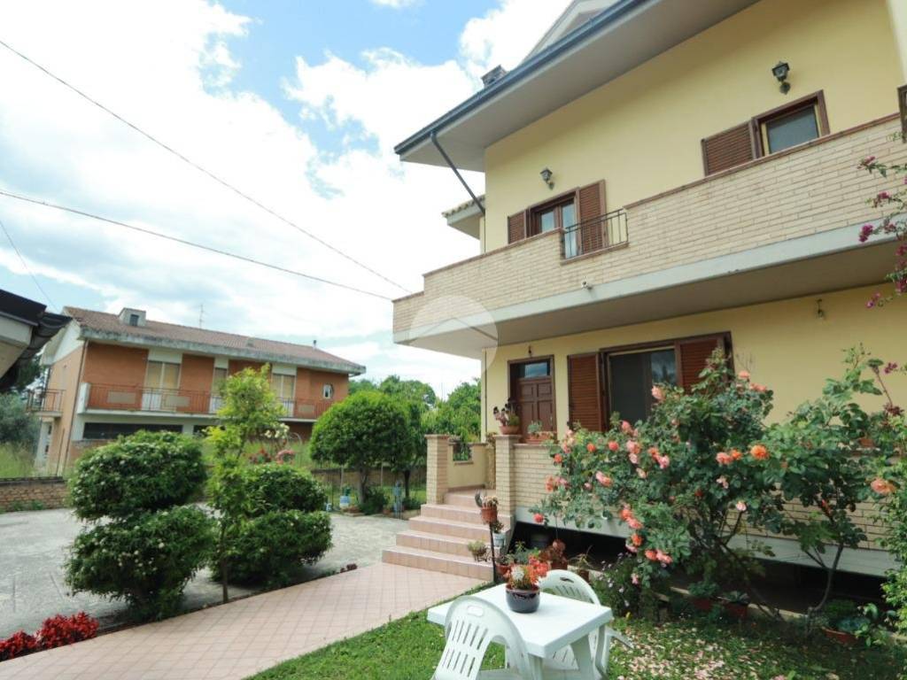Villa a Cepagatti in Via Elsa Morante, 33 - Foto 5