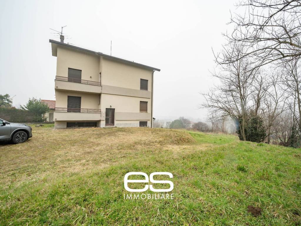 Appartamento a Cassago brianza in Via Matteotti, 5 - Foto 3