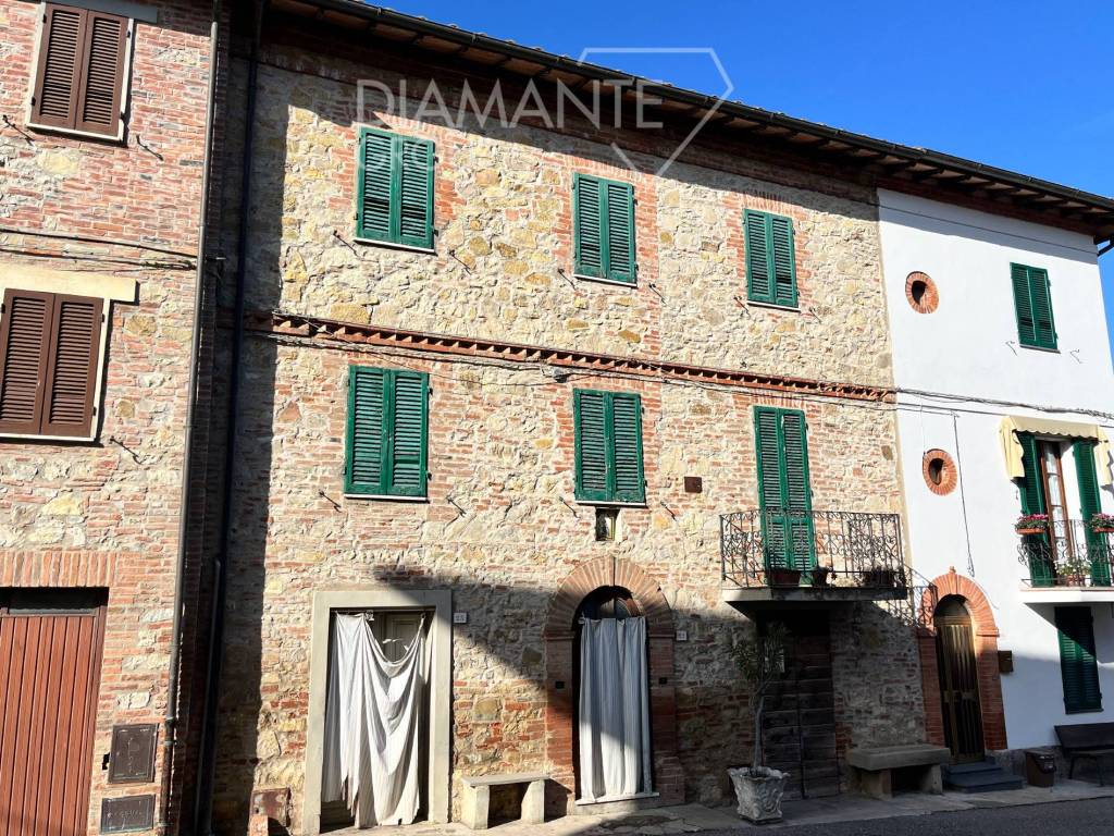 Casa indipendente a Castiglione del lago in Via Lazio, 1 - Foto 2