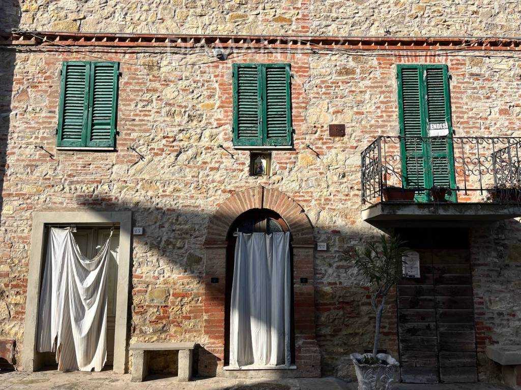 Casa indipendente a Castiglione del lago in Via Lazio, 1 - Foto 3